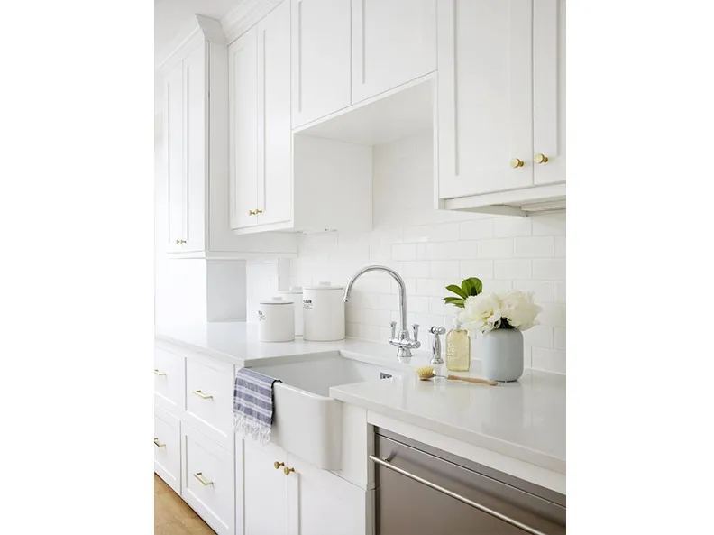 White Shaker